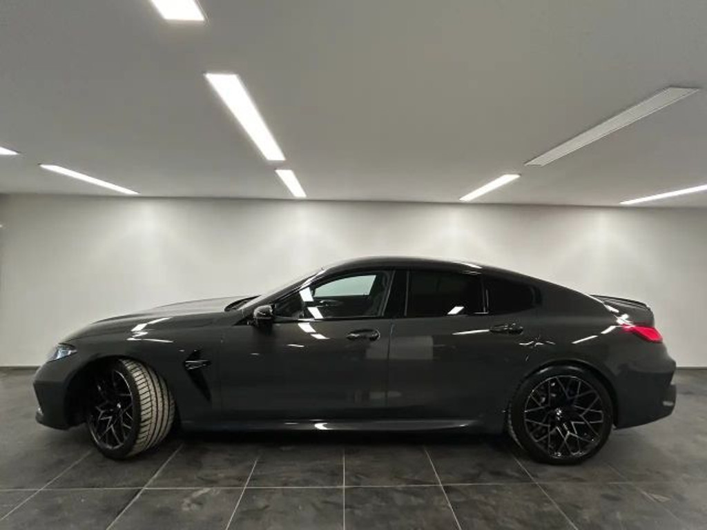 BMW M8