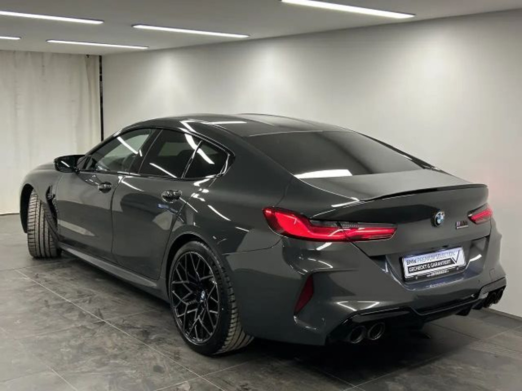 BMW M8