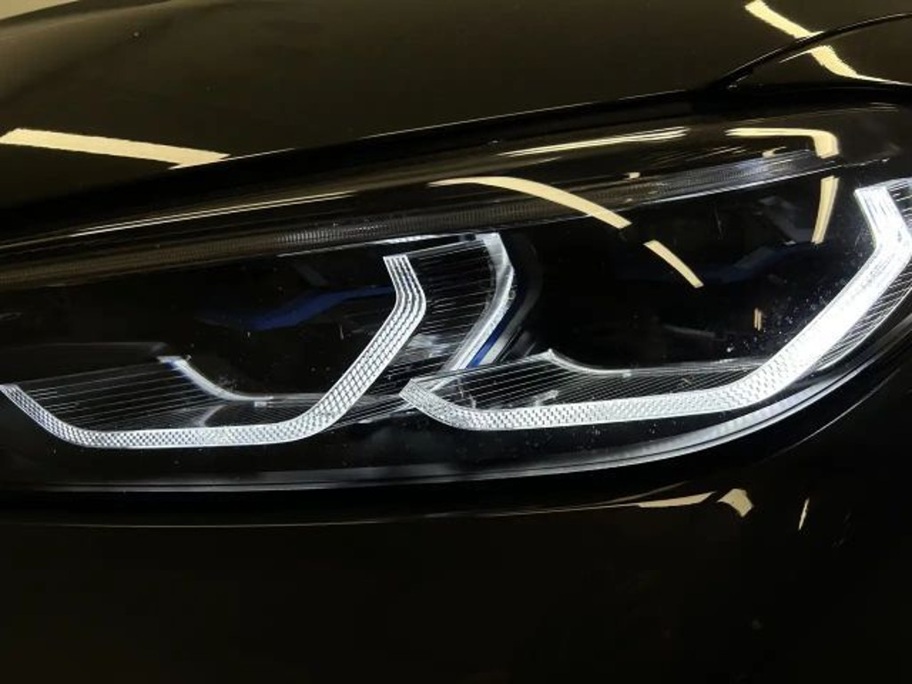 BMW M8