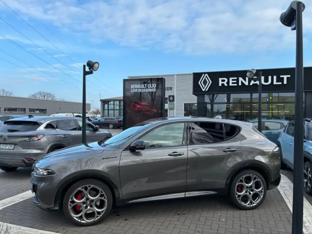 Alfa Romeo Tonale Speciale Hybrid
