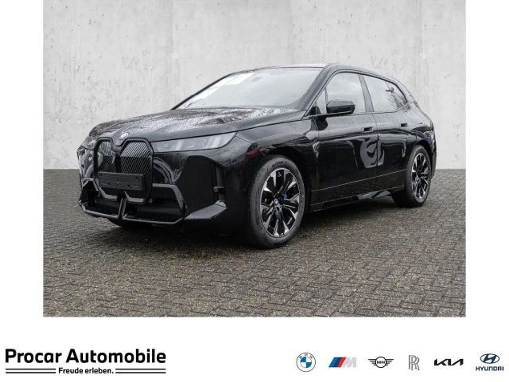 BMW iX xDrive45