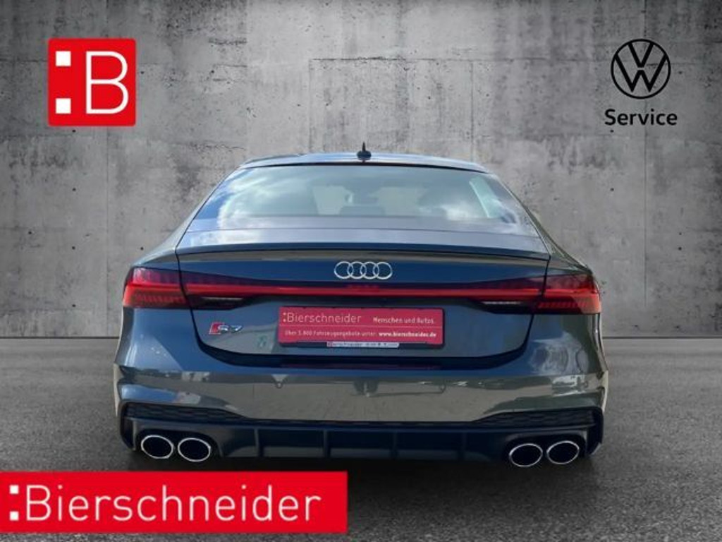 Audi S7