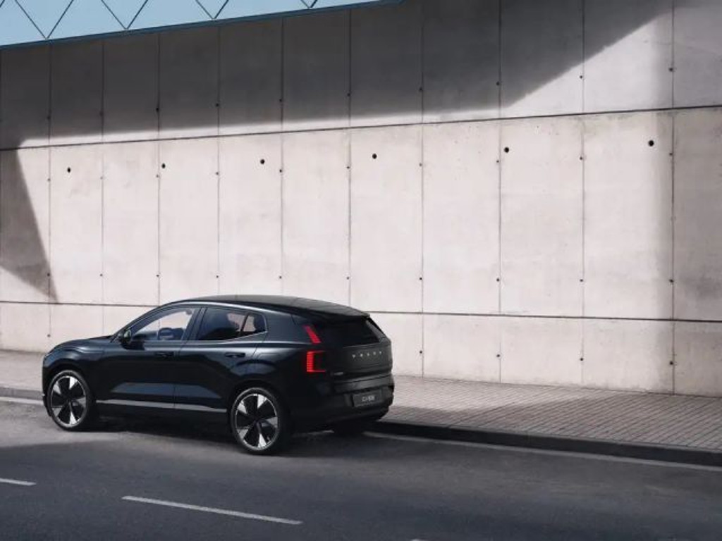 Volvo EX30