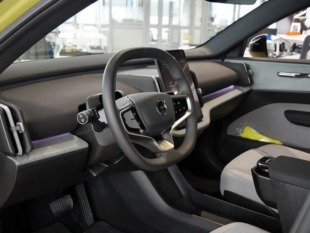 Volvo EX30