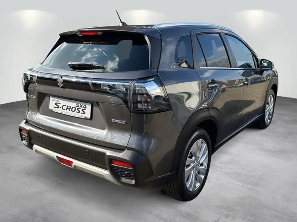 Suzuki S-Cross