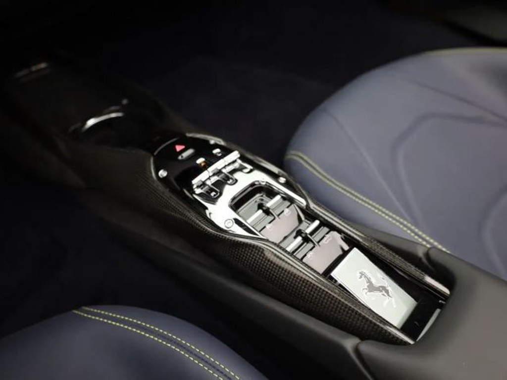 Ferrari 296 GTS