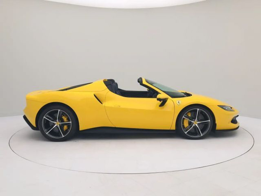 Ferrari 296 GTS