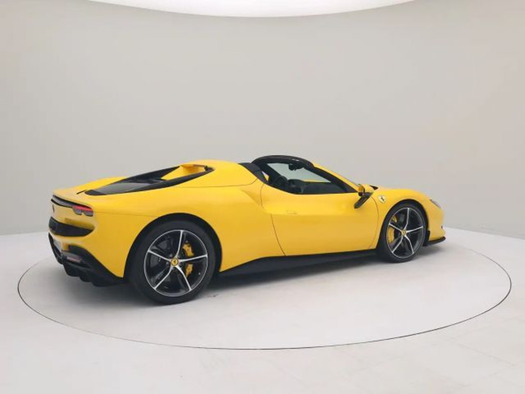 Ferrari 296 GTS