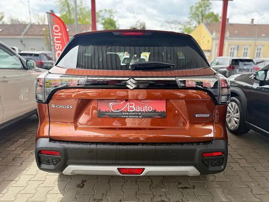 Suzuki S-Cross
