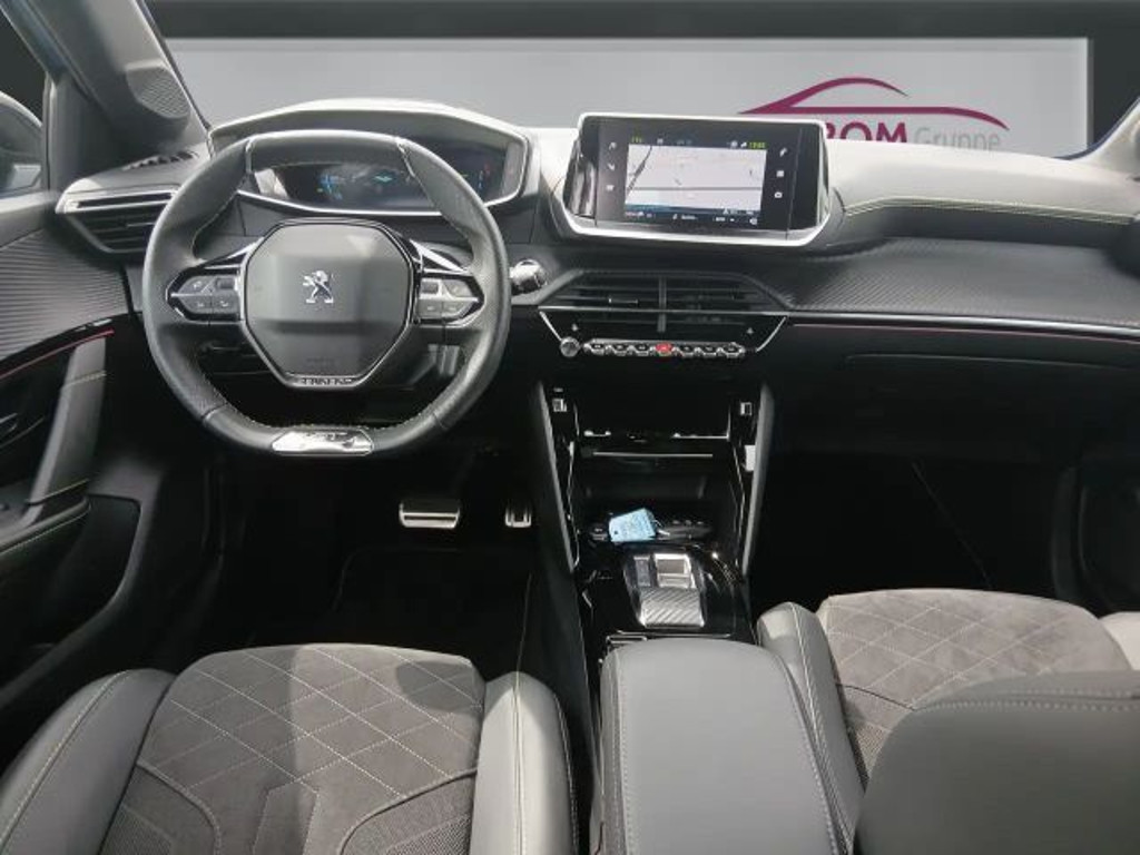 Peugeot e-208