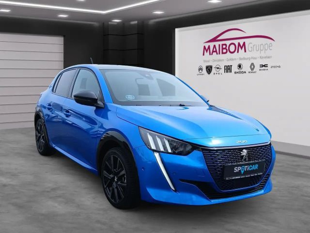 Peugeot e-208