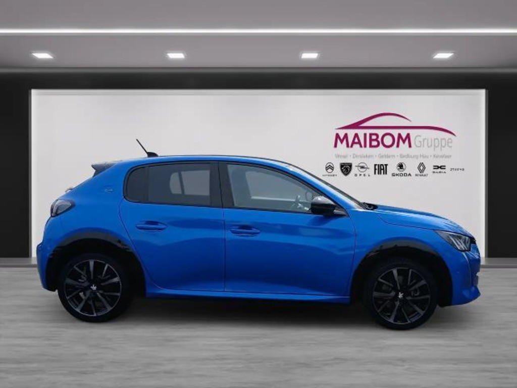 Peugeot e-208