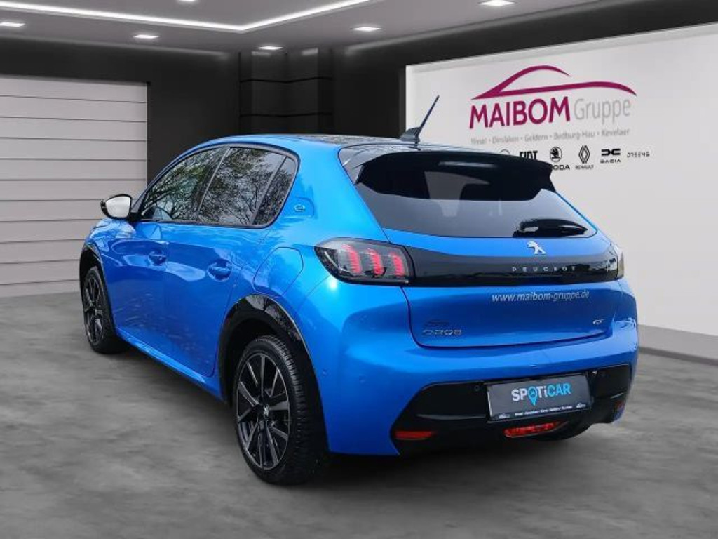 Peugeot e-208