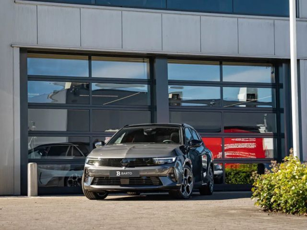 Opel Astra Sports Tourer Ultimate