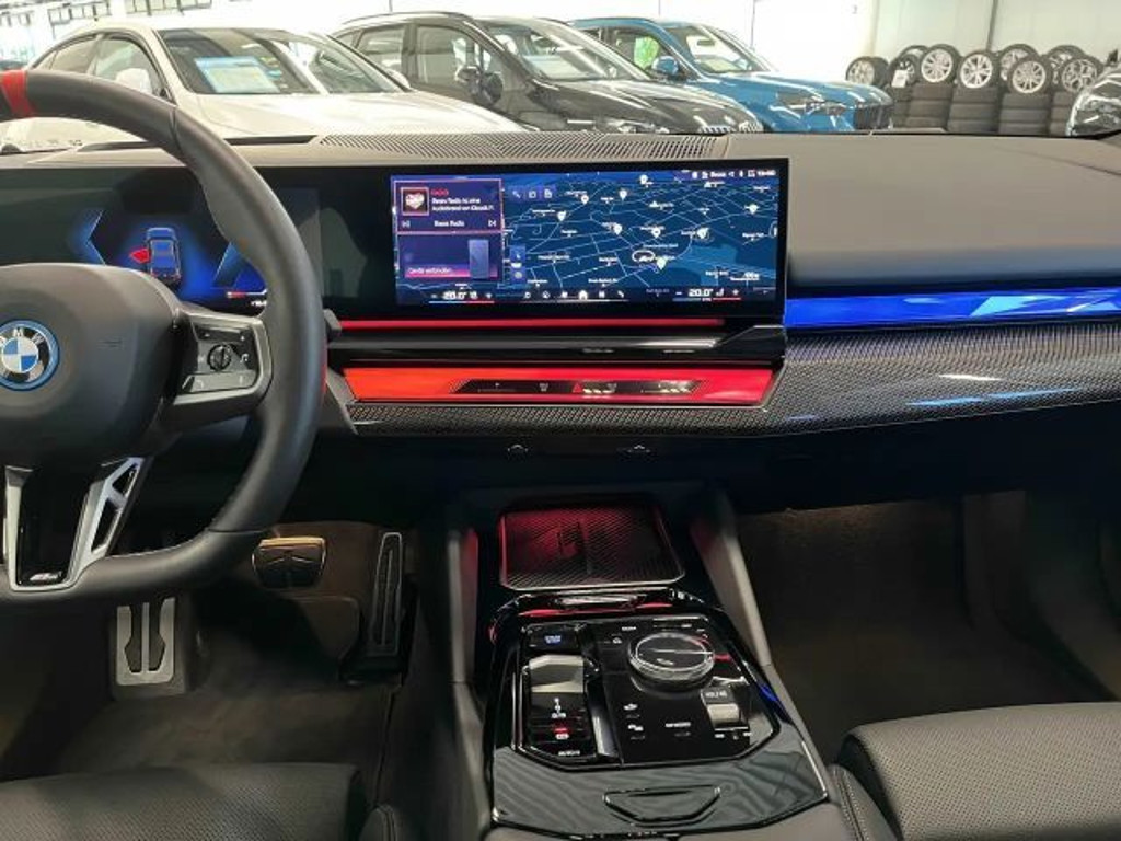 BMW i5