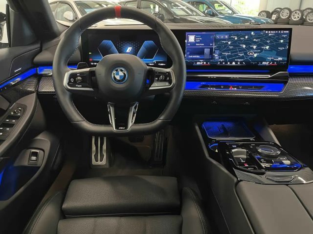 BMW i5