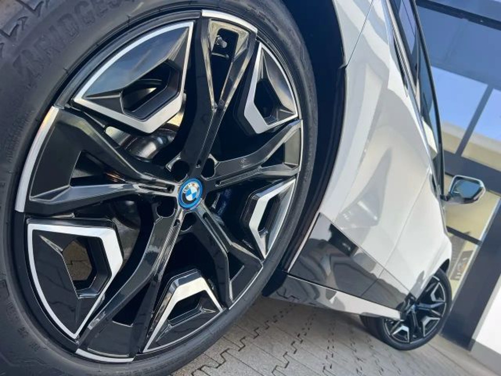 BMW iX M-Sport xDrive40
