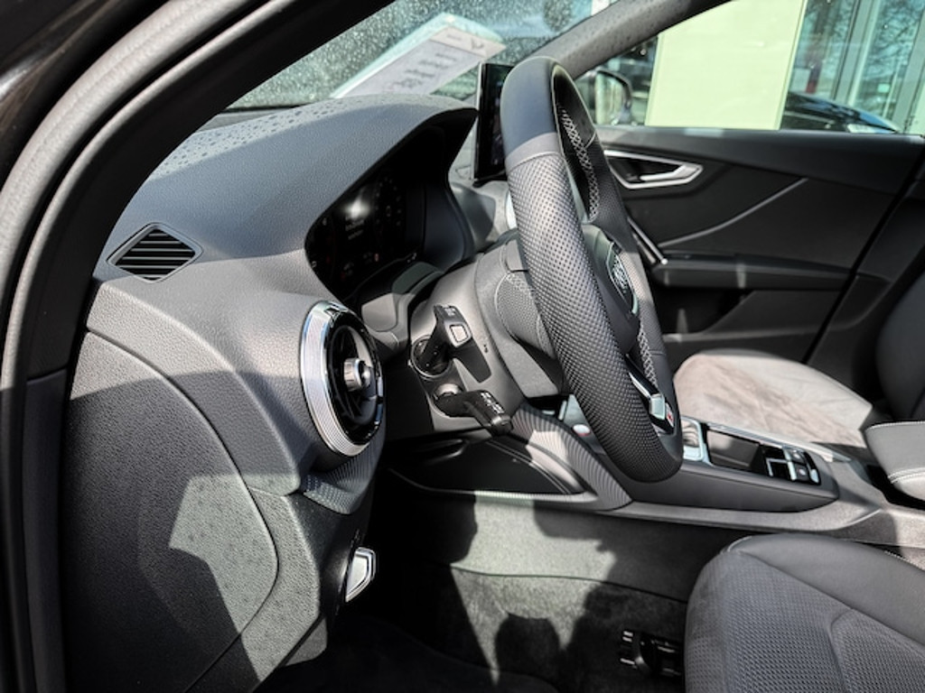 Audi SQ2