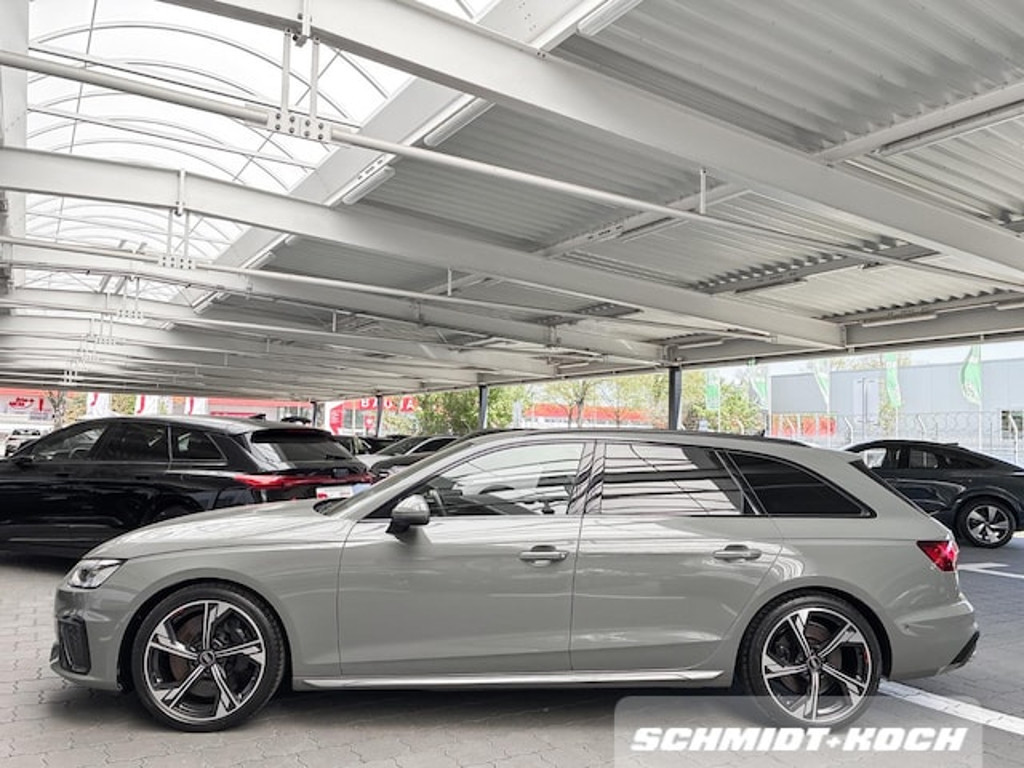 Audi S4