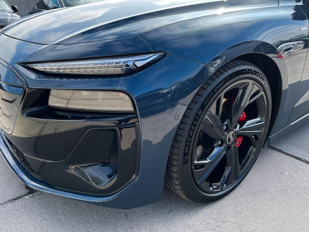 Audi A6 e-tron