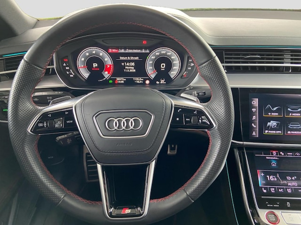 Audi S8