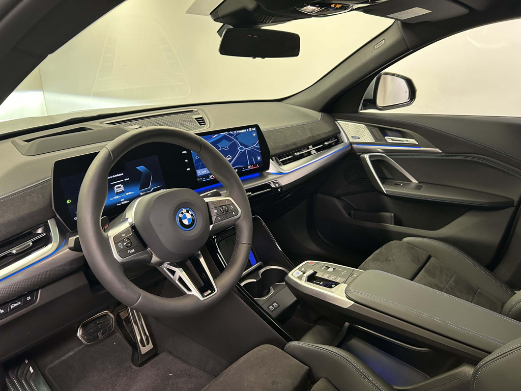 BMW iX2