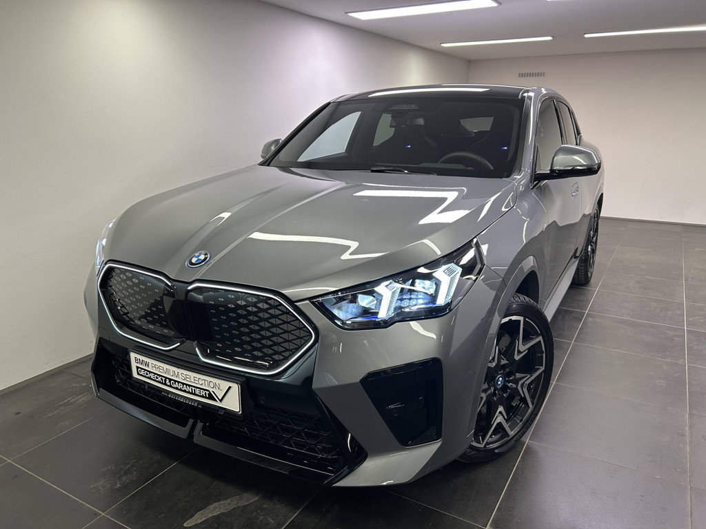 BMW iX2