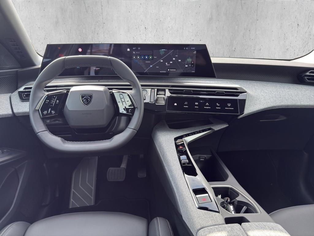 Peugeot E-3008