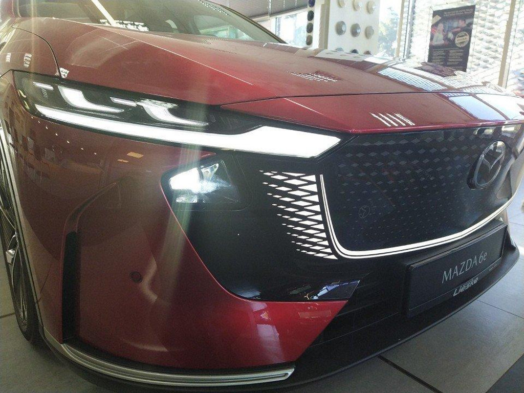 Mazda 6e