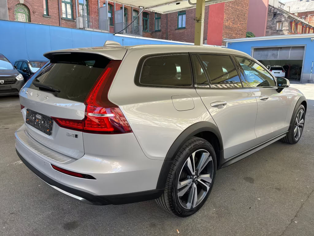 Volvo V60 Cross Country