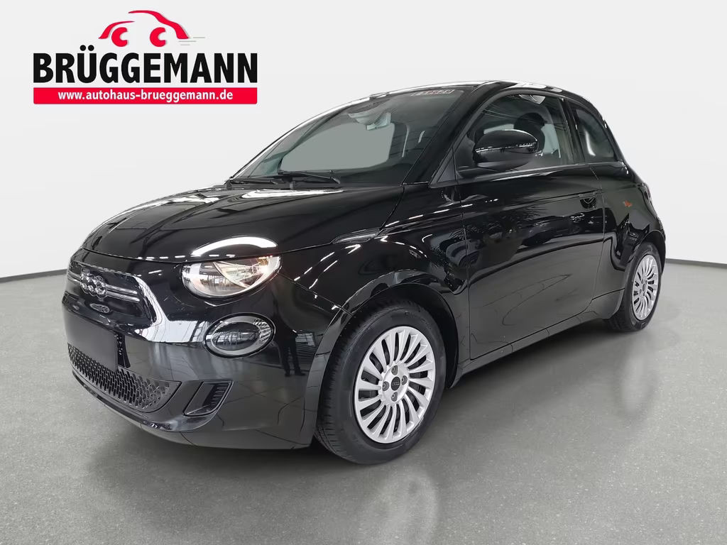 Fiat 500e Action