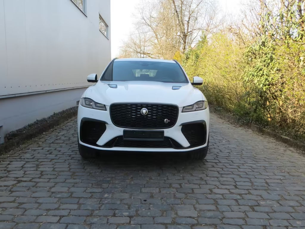 Jaguar F-Pace SVR AWD