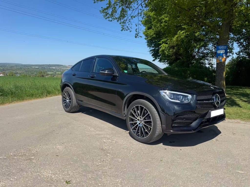 Mercedes-Benz GLC-Klasse GLC 300 4MATIC AMG Line Coupé