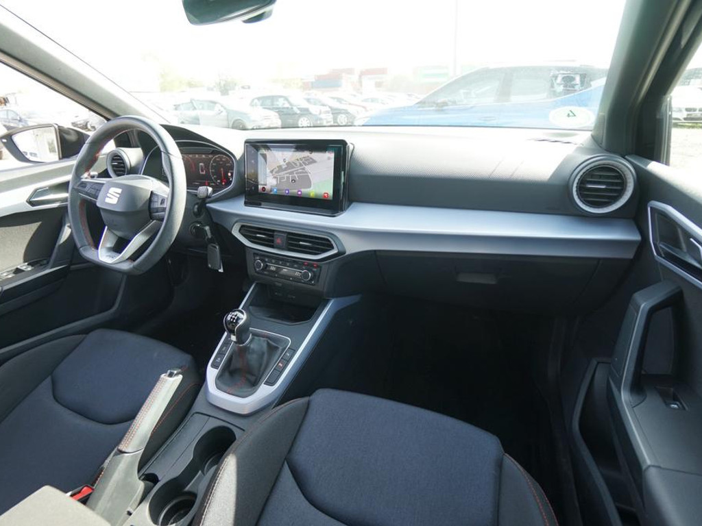 Seat Arona