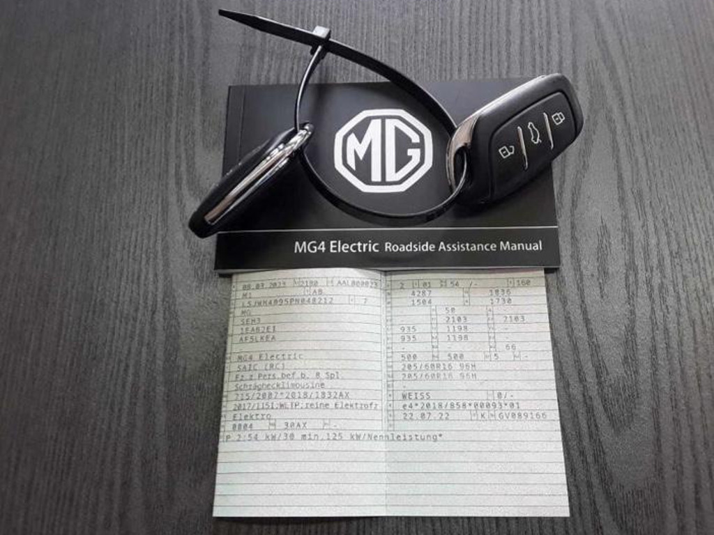 MG MG4