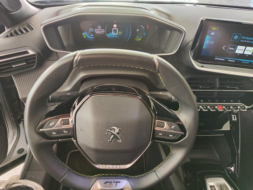 Peugeot e-2008
