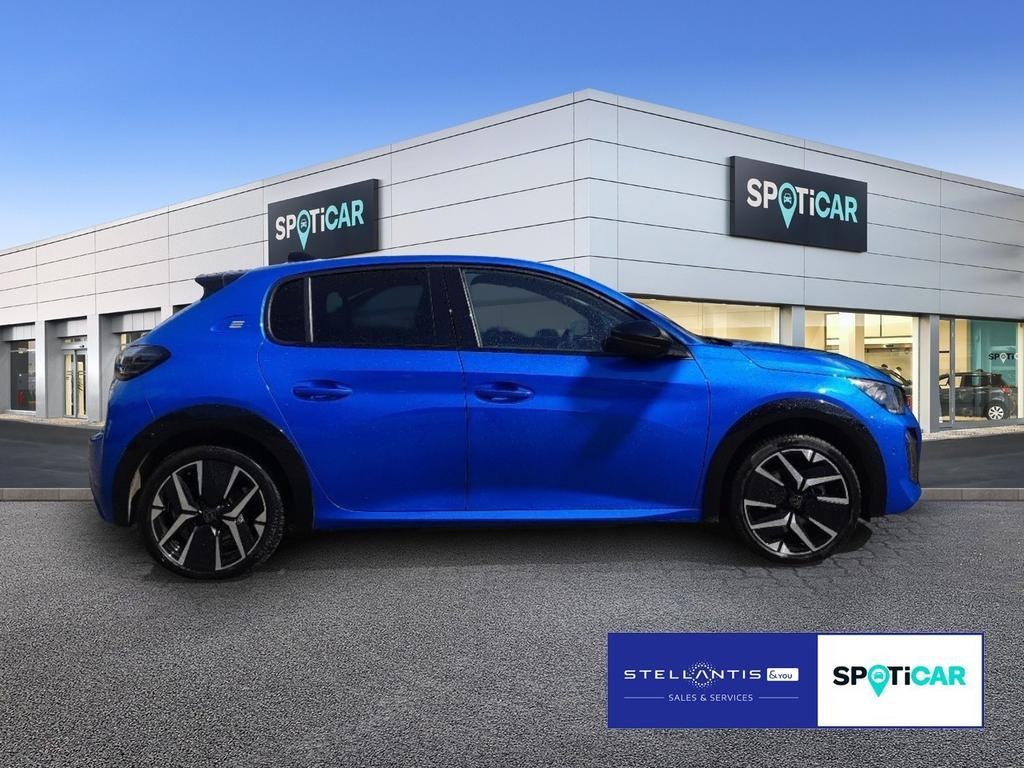 Peugeot e-208