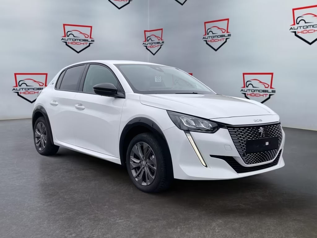 Peugeot e-208
