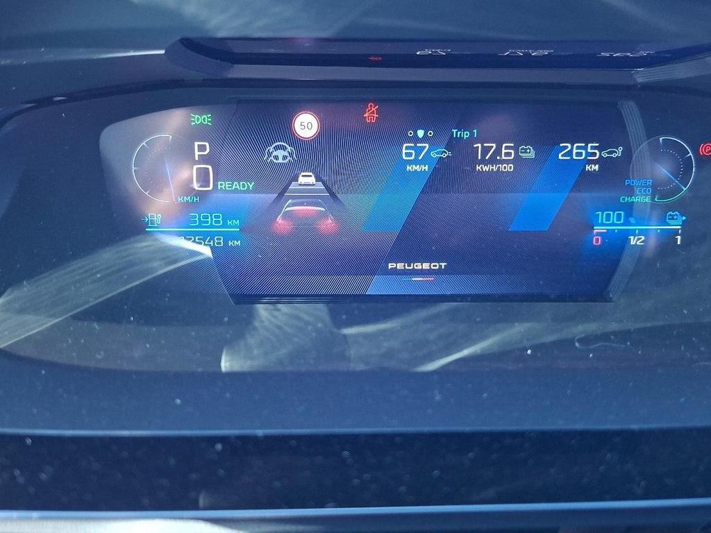 Peugeot e-308