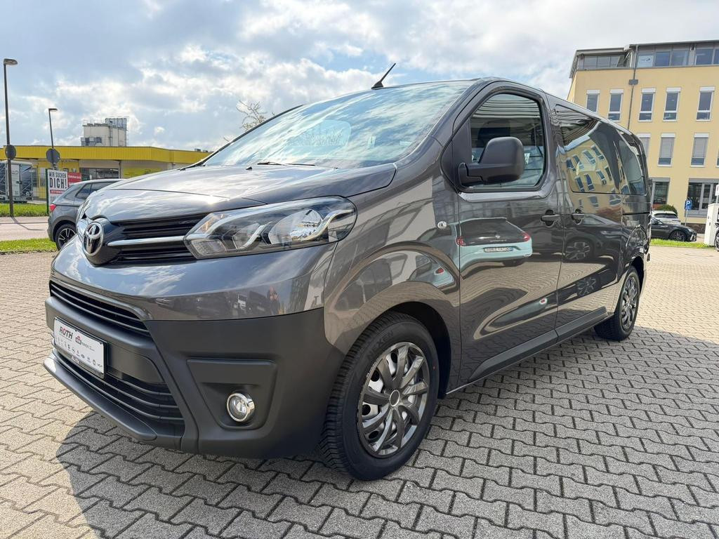 Toyota Proace (Verso)