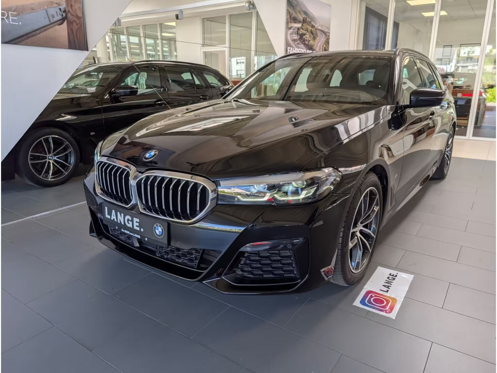 BMW 5 Serie 520 M-Sport xDrive Touring 520d
