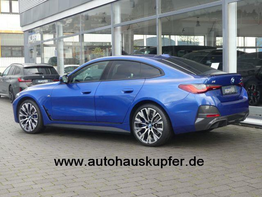 BMW i4