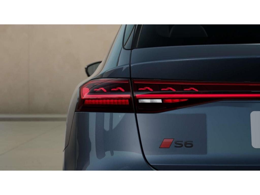 Audi S6 e-tron
