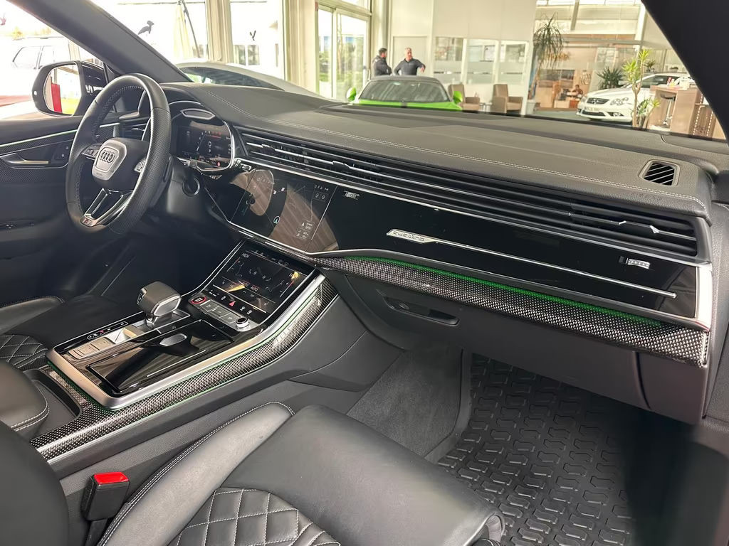 Audi SQ8