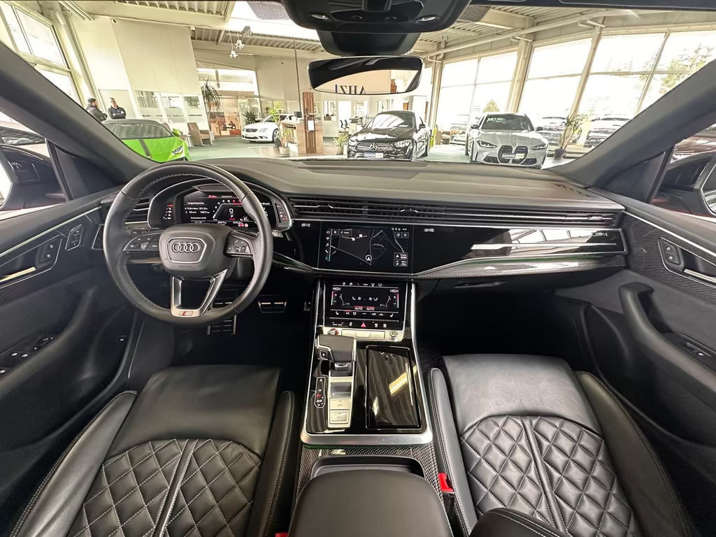 Audi SQ8