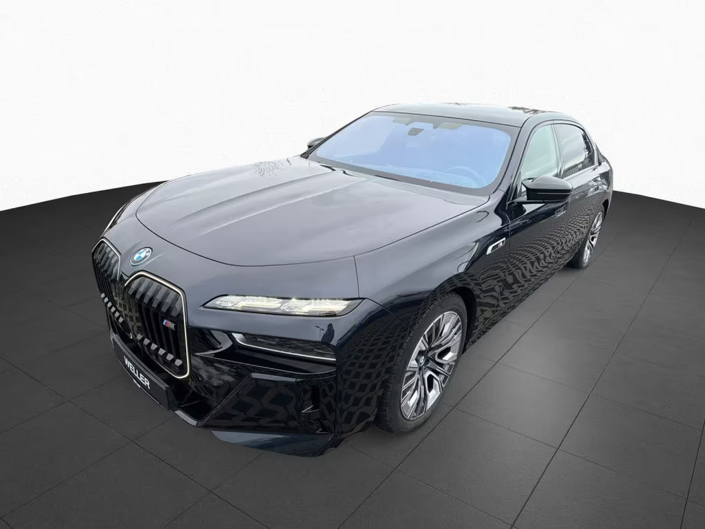 BMW i7