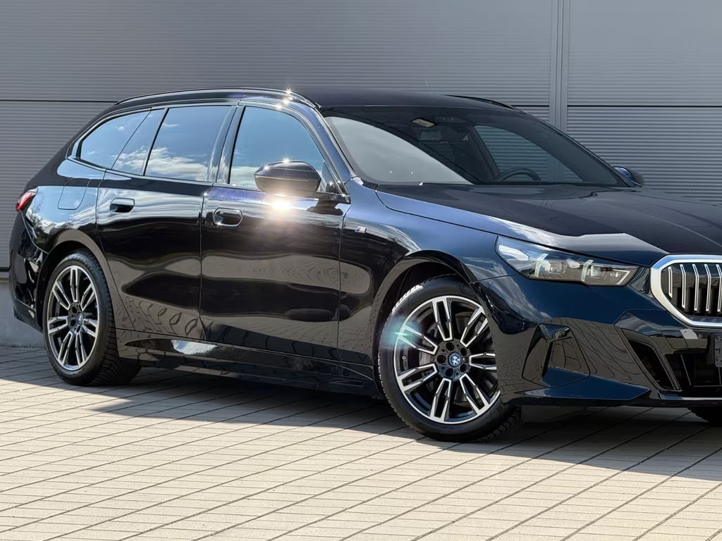 BMW i5
