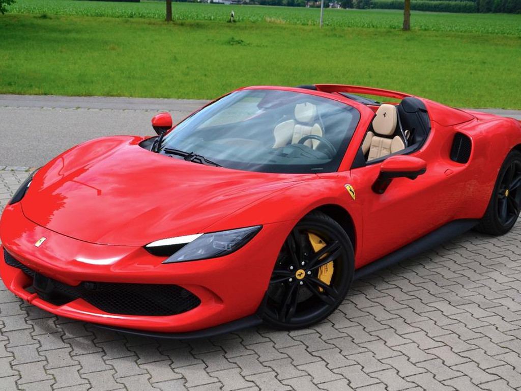 Ferrari 296 GTS *LIFT*360*CARBON*LEDS*CITZ*RACING SIT*HUD