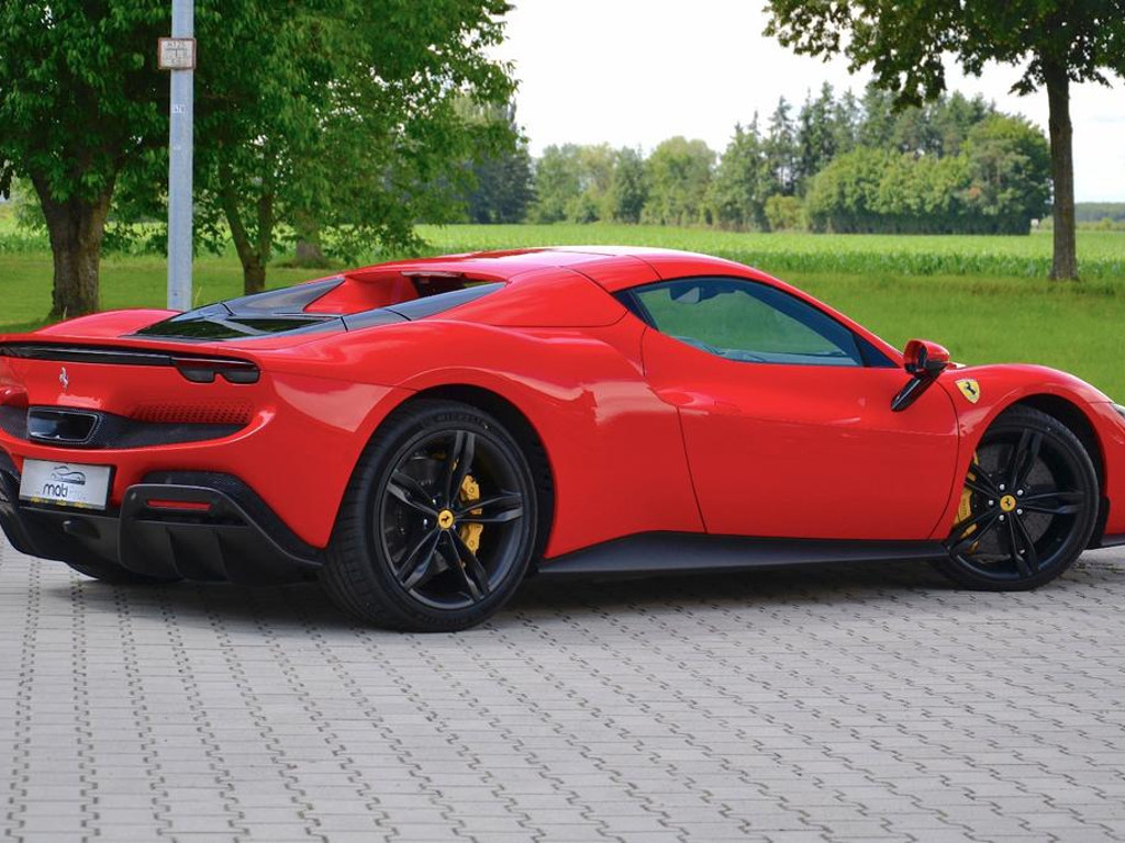 Ferrari 296 GTS