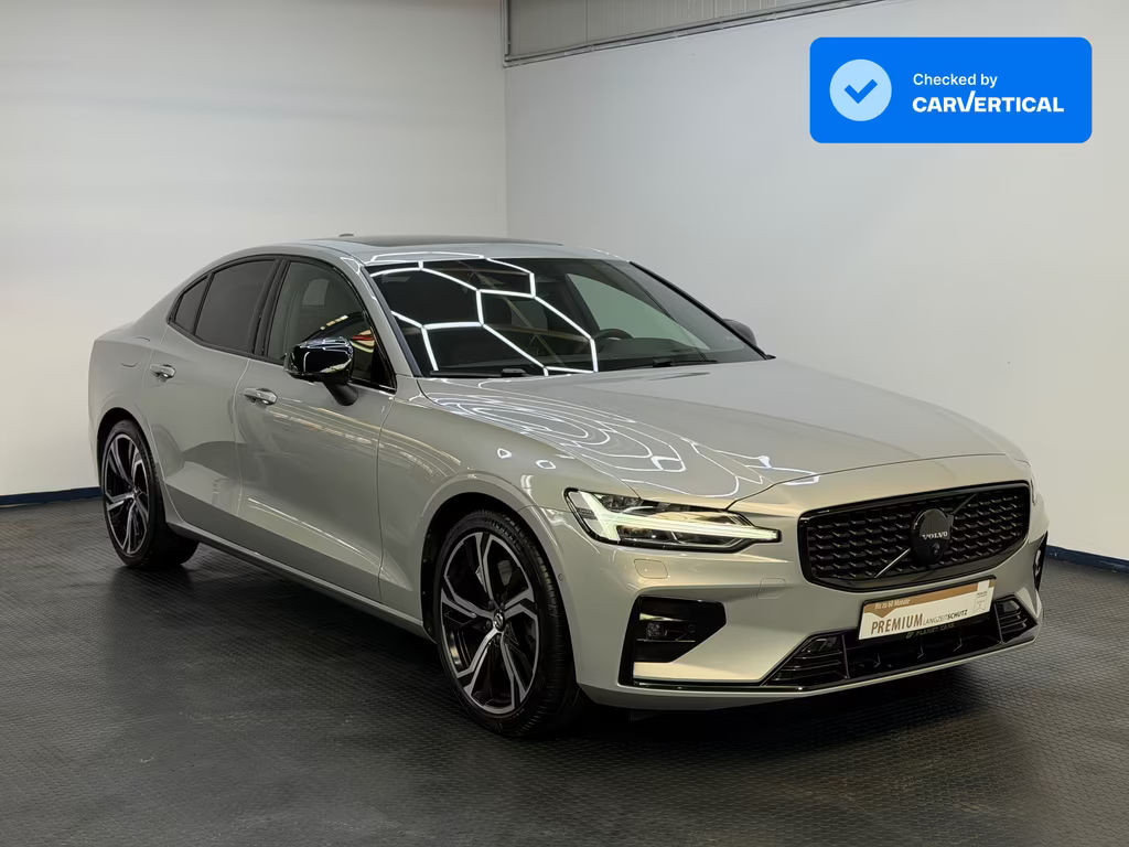 Volvo S60 AWD Ultimate Dark